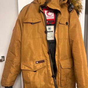 Canada weather gear winter  Men's Brown Puffer Jacket